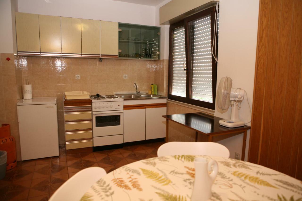 Rooms And Apartments Kurtovic Donji Seget Esterno foto