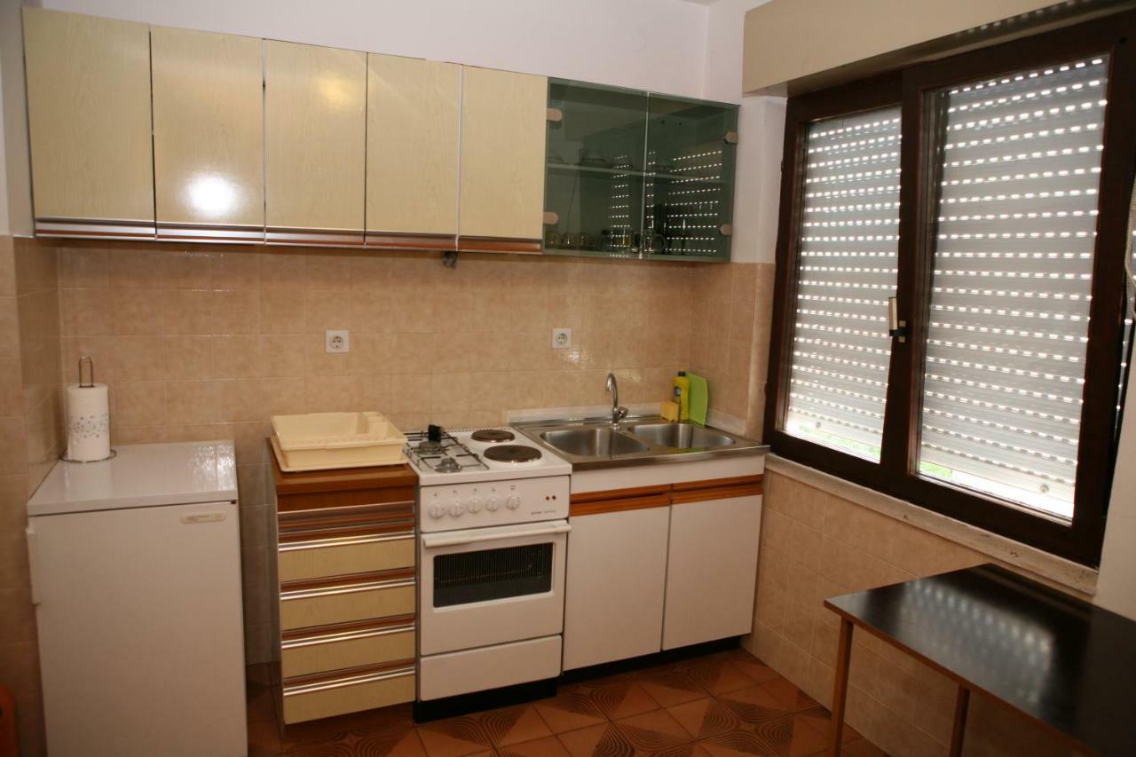 Rooms And Apartments Kurtovic Donji Seget Esterno foto