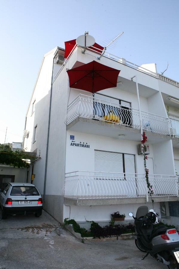 Rooms And Apartments Kurtovic Donji Seget Esterno foto